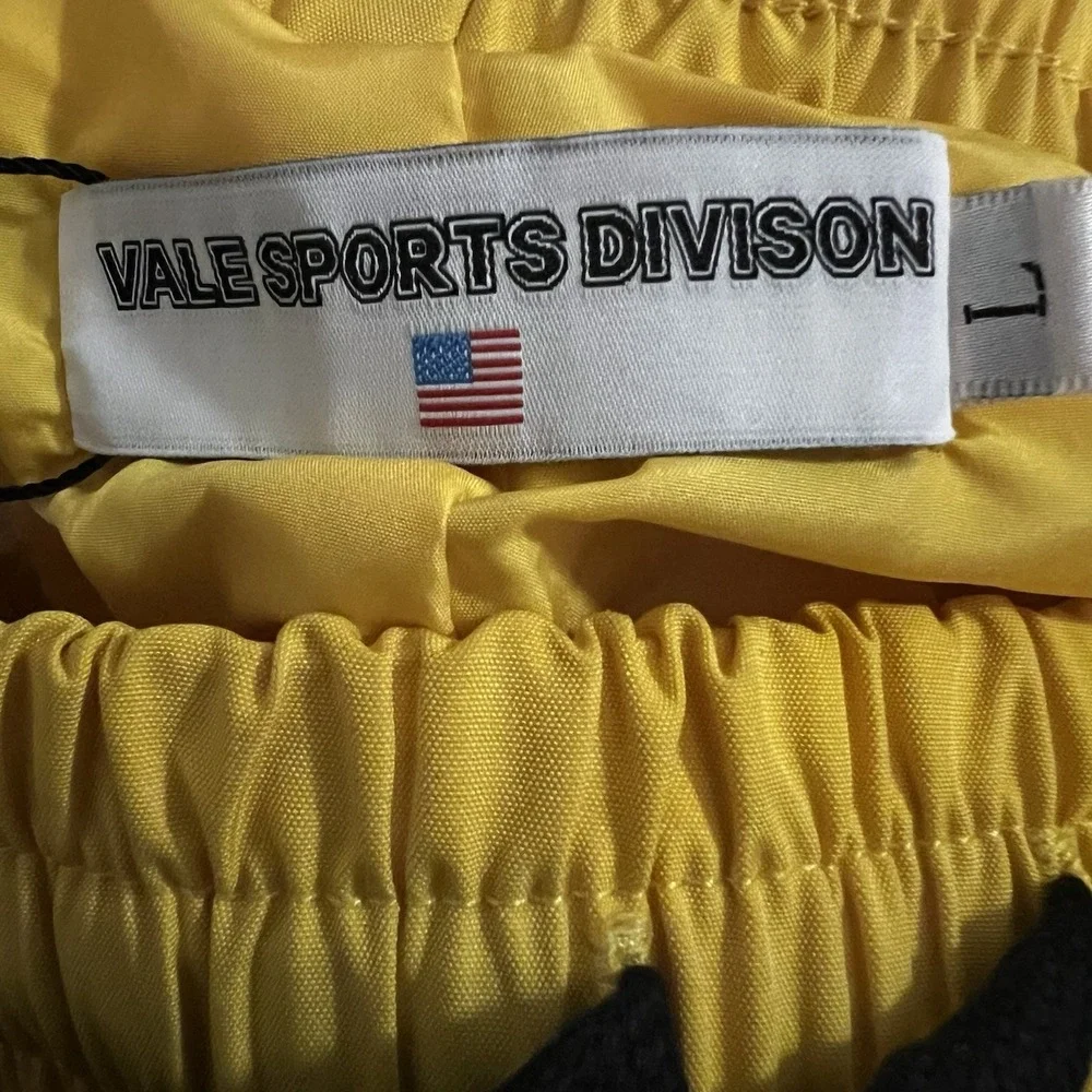 Vale Valley Soccer Track Pants L Yellow Joggers Vale Sports Division Baggy